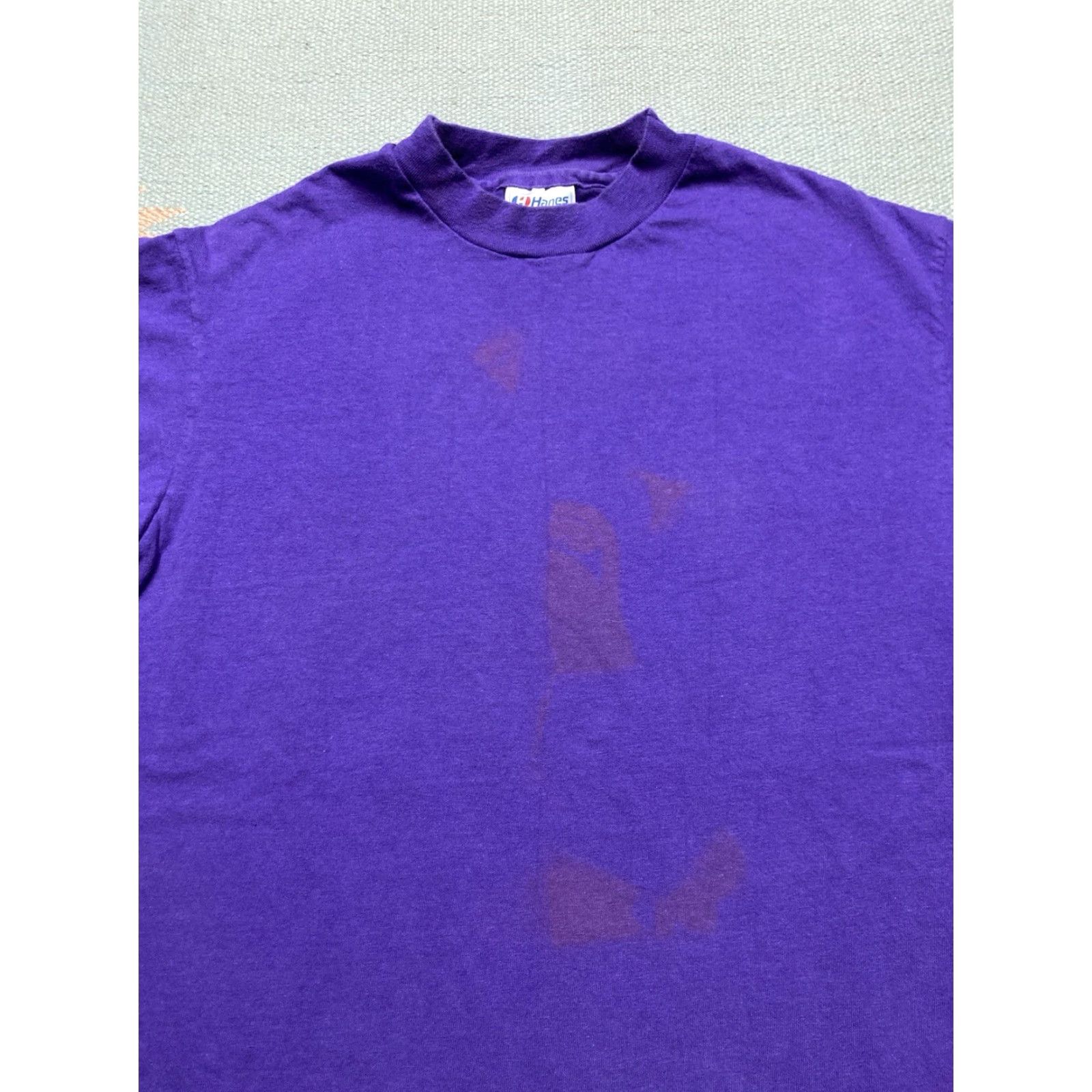Hanes VINTAGE 80s T-Shirt Hanes Purple Plum Cotton Medium Mens Regular M 80s Theme Blank Single Stitch faded soft Size US M / EU 48-50 / 2 - 3 Thumbnail