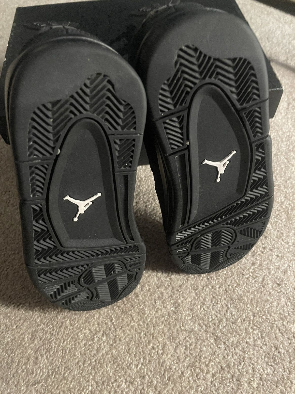 Jordan Brand Air Jordan 4 Black Cats Size US 6 / EU 39 - 7 Thumbnail