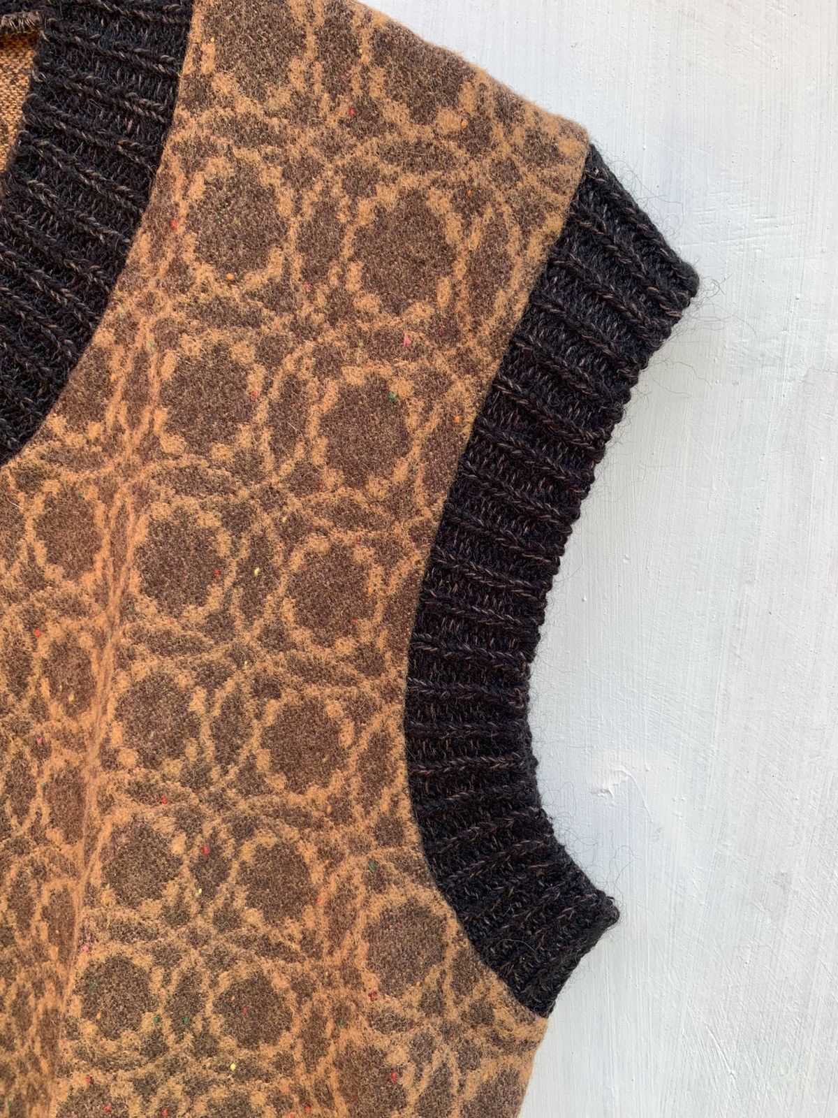 Know Wave Know wave leopard knit vests Size US L / EU 52-54 / 3 - 3 Thumbnail