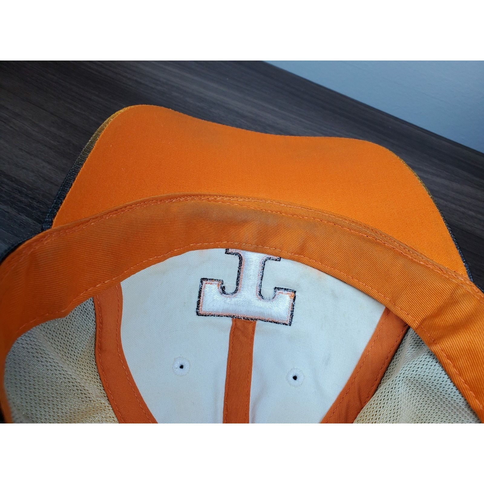 NCAA × Top Of The World Tennessee Volunteers Hat TOW Fitted Cap Size 7 NCAA Vols Size ONE SIZE - 12 Thumbnail