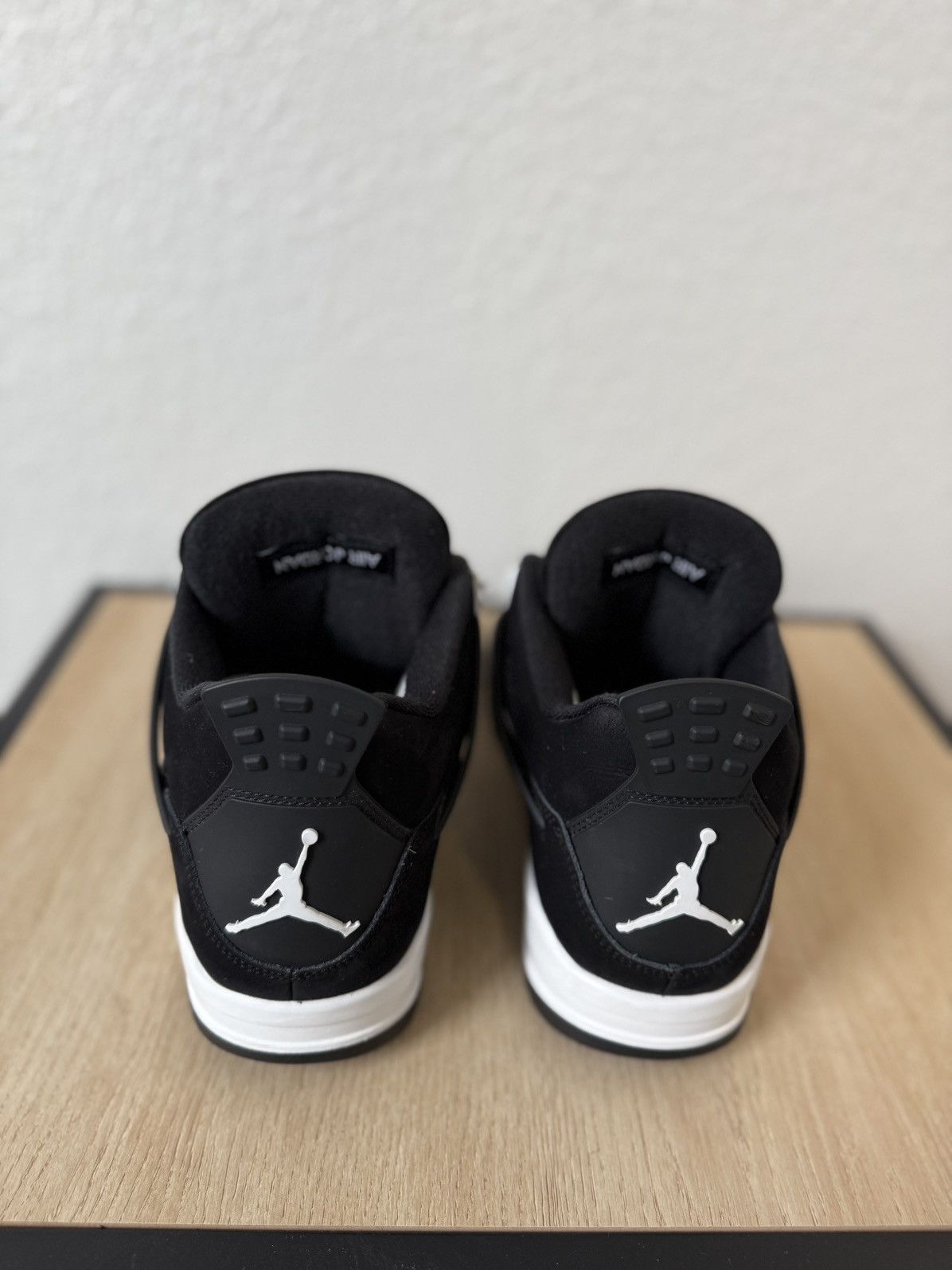 Jordan Brand Jordan 4 White Thunder 2024 Size US 9.5 / EU 42-43 - 6 Thumbnail
