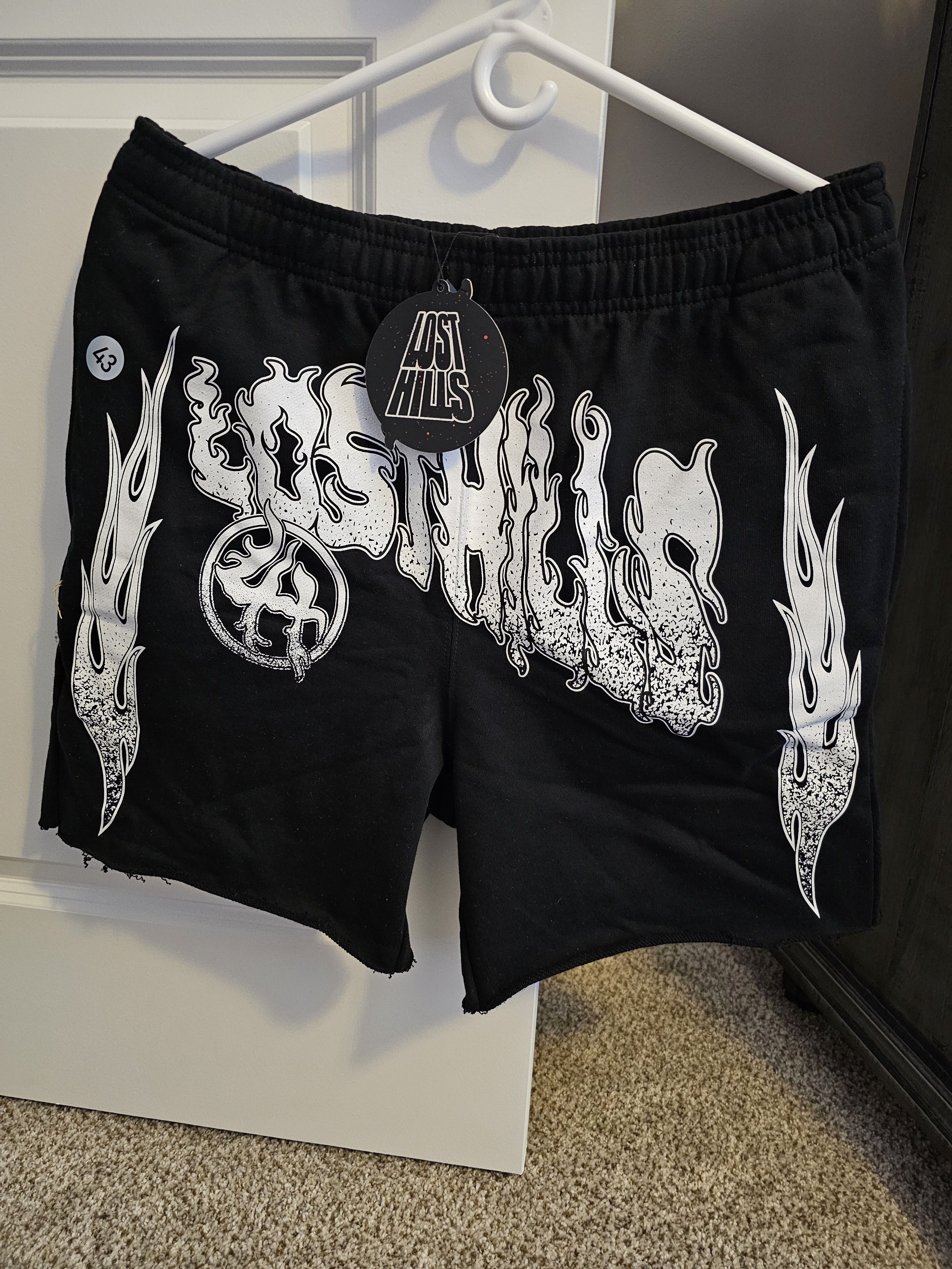 Lost hills Lost hills mens shorts, black, XL Size US 37 - 1 Thumbnail