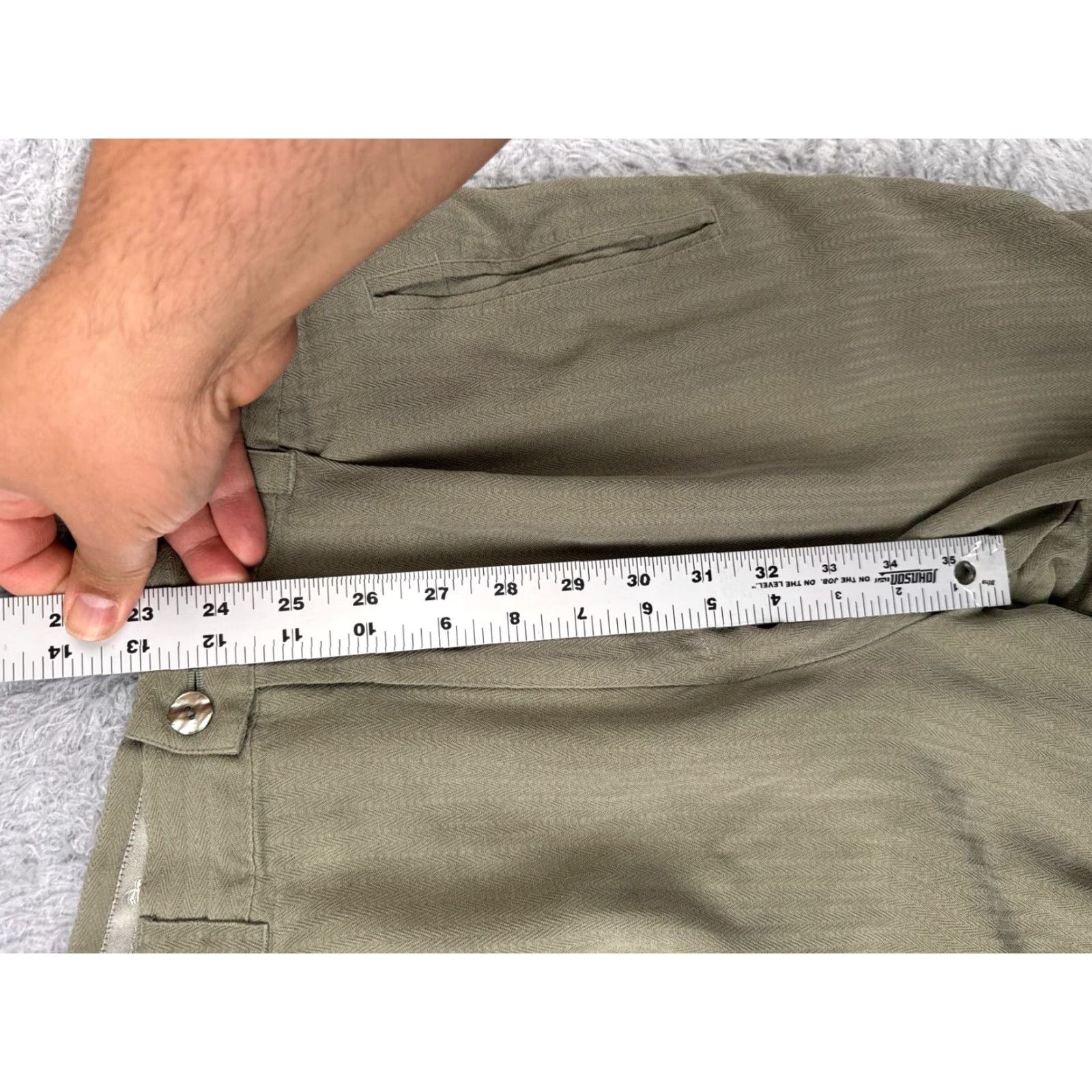 Tommy Bahama VINTAGE Tommy Bahama Womens Shorts Bermuda Casual Activewear Travel Green 100% Silk Herringbone Size 10 29x7 Size 32" / US 10 / IT 46 - 6 Thumbnail