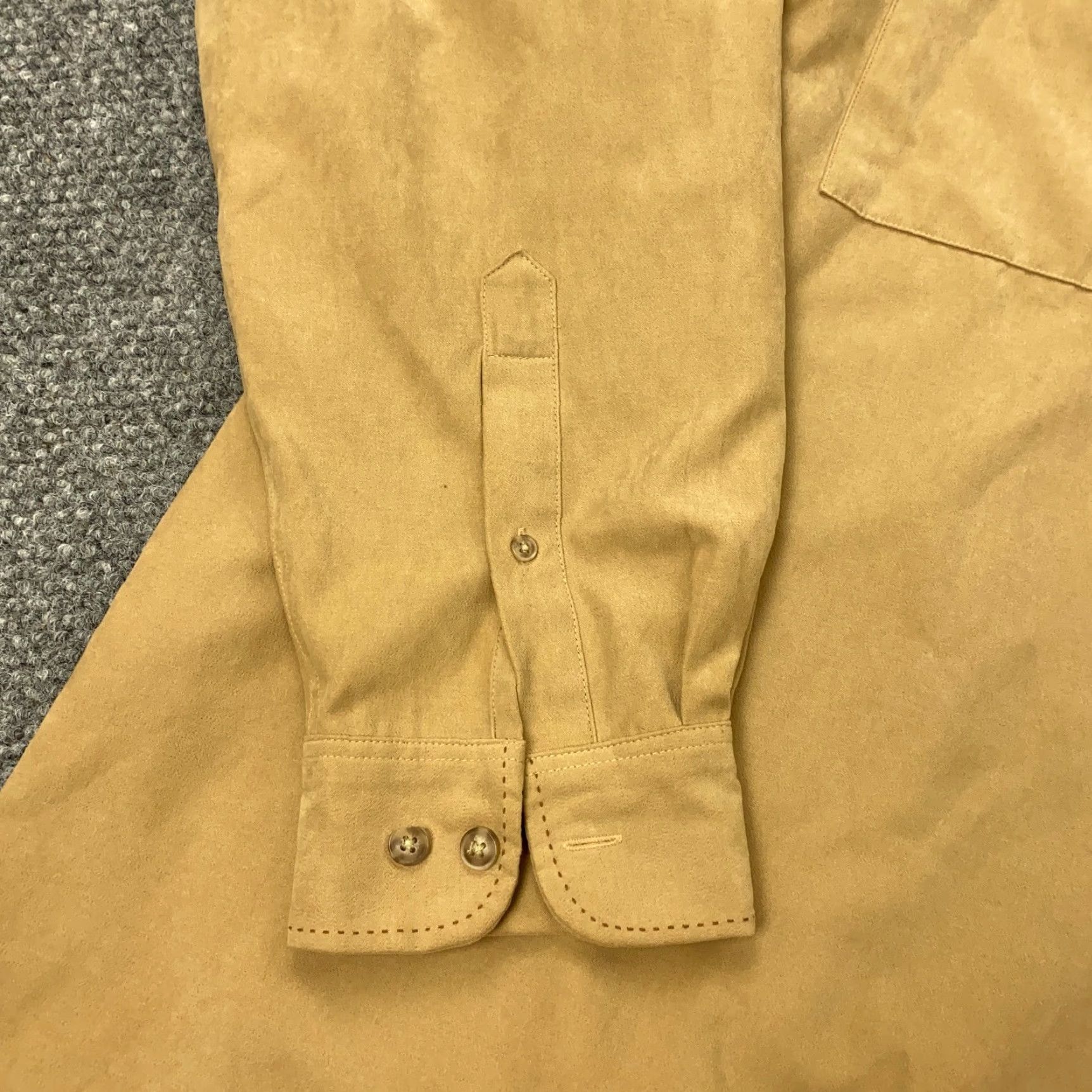 Perry Ellis Perry Ellis America Sueded Shirt Mens Big 2X Brown Polyester Blend Long Sleeve Button-Up Shirt Size US XXL / EU 58 / 5 - 5 Thumbnail