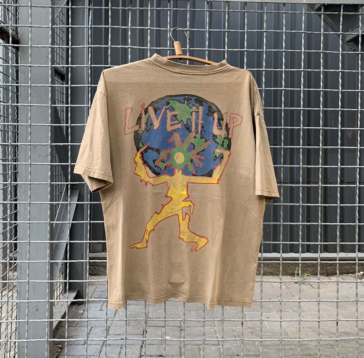 Band Tees Vintage B Ware Risk Everything Skate Jamaica Live It Up Tee Size US XL / EU 56 / 4 - 1 Thumbnail