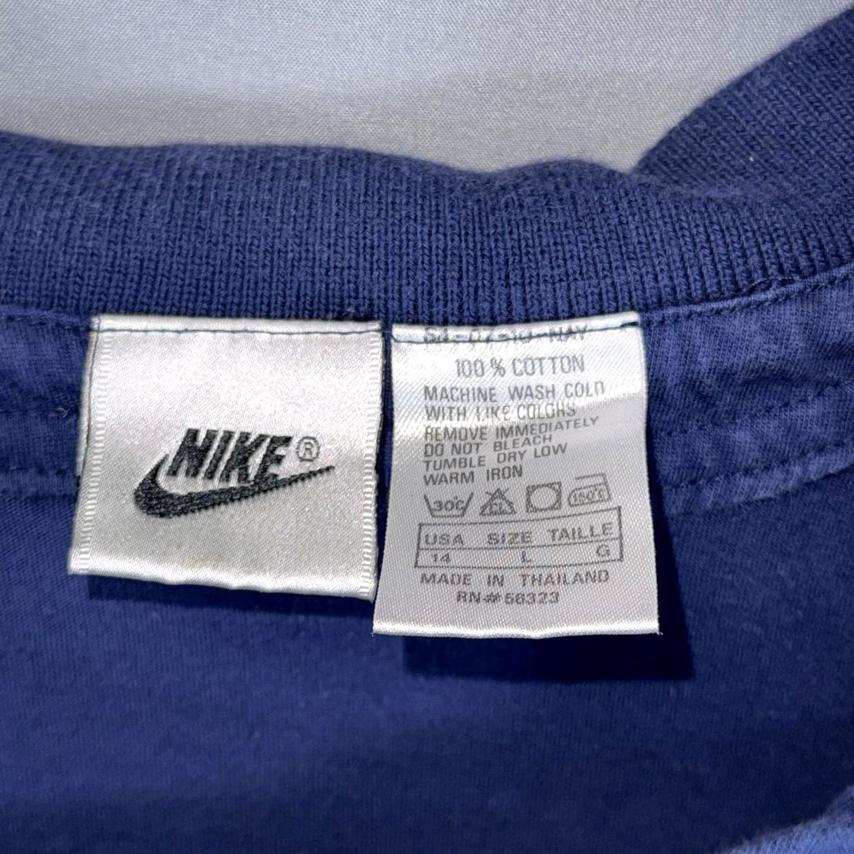Nike Nike Polo Shirt Womens Large Navy Blue Embroidered Swoosh Collared Golf Casual Size L / US 10 / IT 46 - 4 Thumbnail