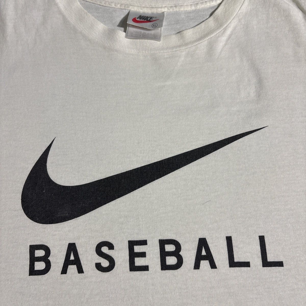 Nike Vintage Nike Baseball White Graphic Tee Size XL Size US XL / EU 56 / 4 - 2 Thumbnail