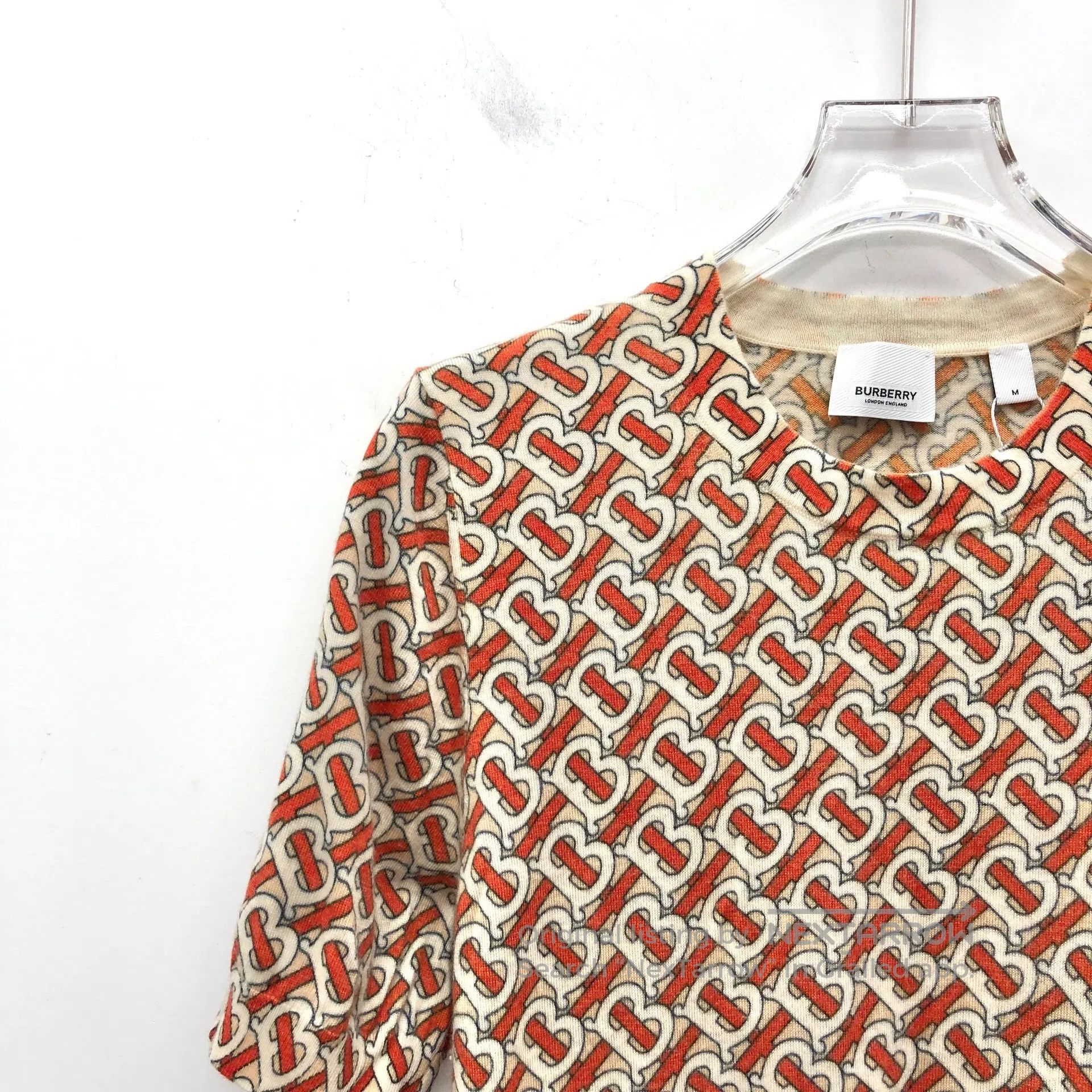 Burberry Burberry Color-block Tb letter full-print wool round-neck Size US M / EU 48-50 / 2 - 3 Thumbnail
