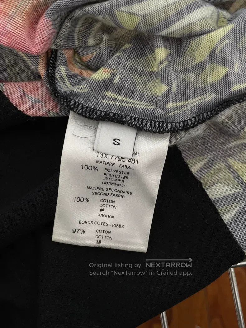 Givenchy Givenchy Madonna Flower Patchwork Short Sleeve - Black Bas Size US S / EU 44-46 / 1 - 4 Thumbnail