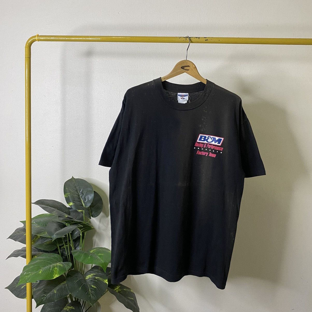 Vintage Vintage 1990s B&M Racing & Performance Factory Team T shirt Size US XL / EU 56 / 4 - 6 Thumbnail