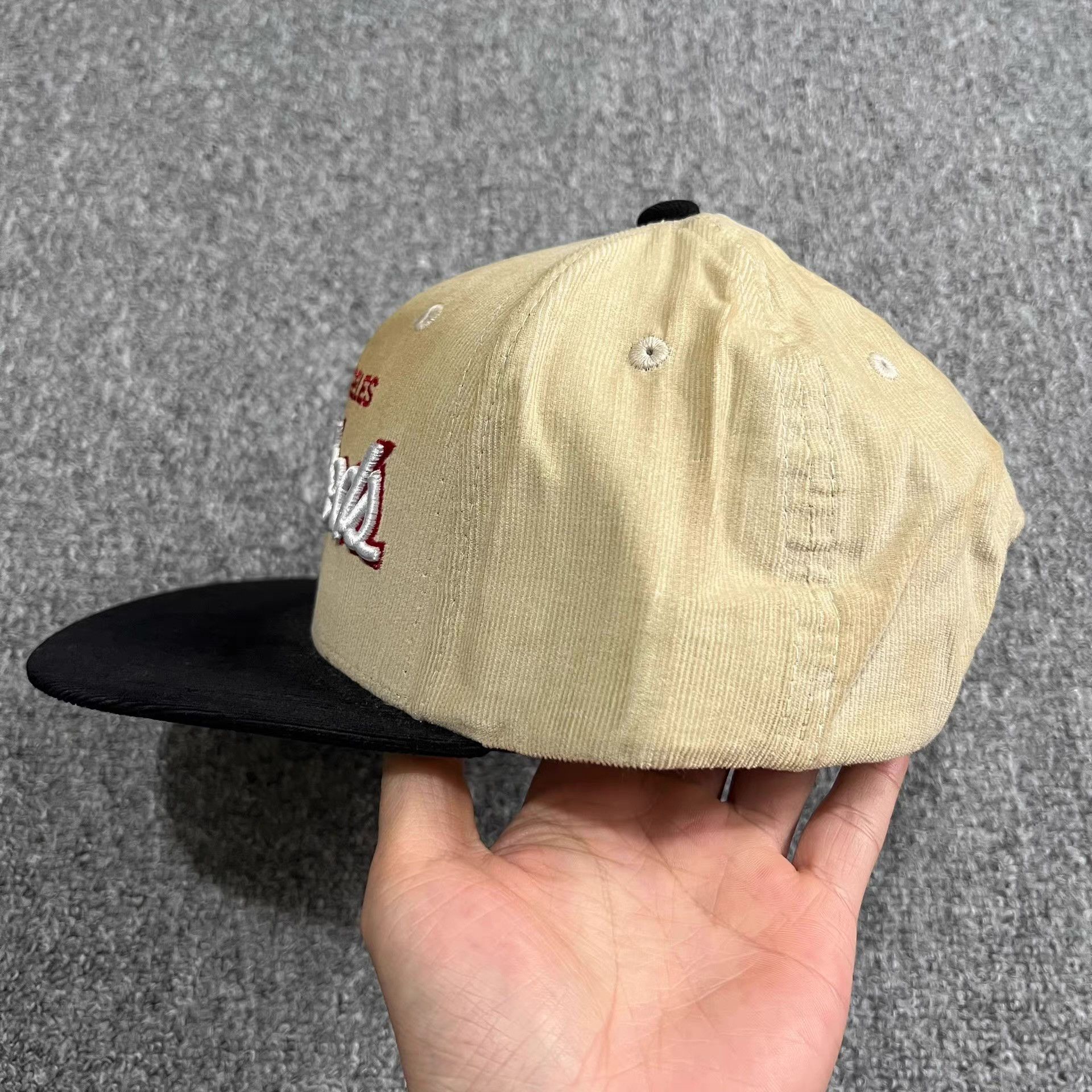 The Hundreds The Hundreds Bomb Embroidered Corduroy Baseball Cap Q7 Size ONE SIZE - 9 Thumbnail