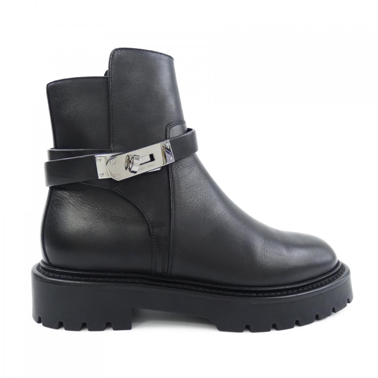 Hermes Jeff Kelly Black Buckle Short Boots ? Hermès Jeff Ankle Boots: Boldness Meets Class ​The  main image 4