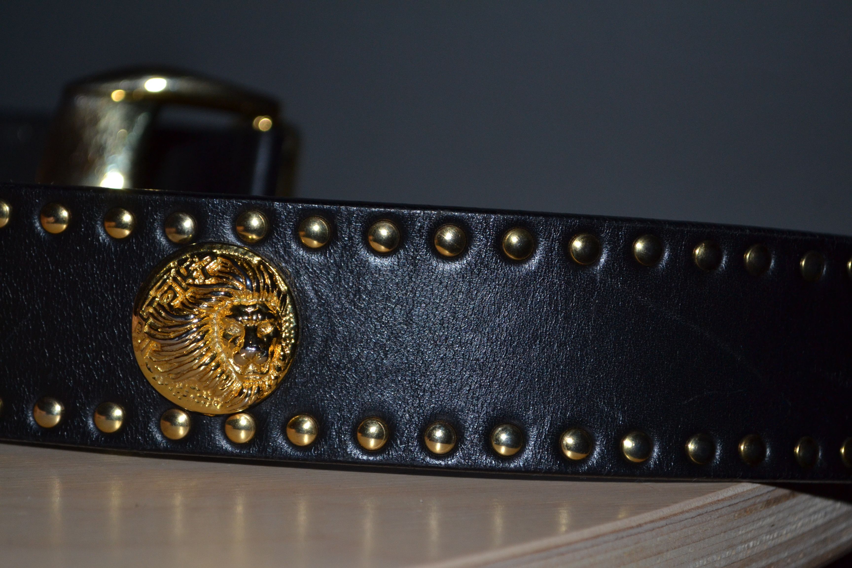 Versace × Versus Versace × Vintage Versace Gianni Versus Vintage Belt Lion Stud Leather 65/26 Size ONE SIZE - 11 Thumbnail