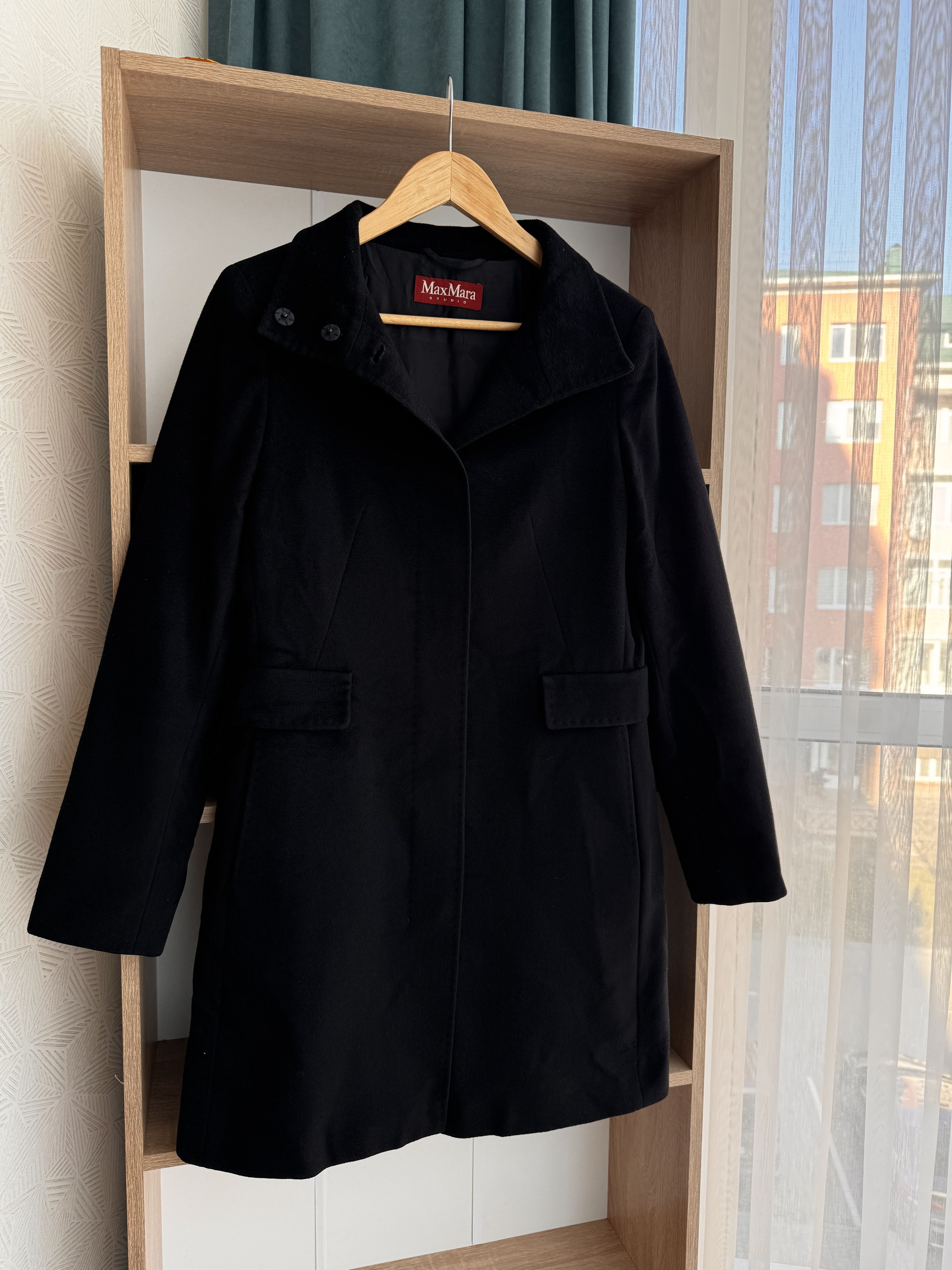 Max Mara Vintage Max Mara Studio Black Luxury W’ Wool Coat Size S / US 4 / IT 40 - 5 Thumbnail