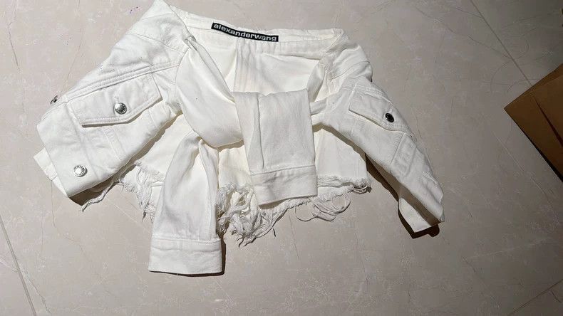 Alexander Wang Alexander Wang Denim Shorts- Size 26" / US 2 / IT 38 - 5 Thumbnail