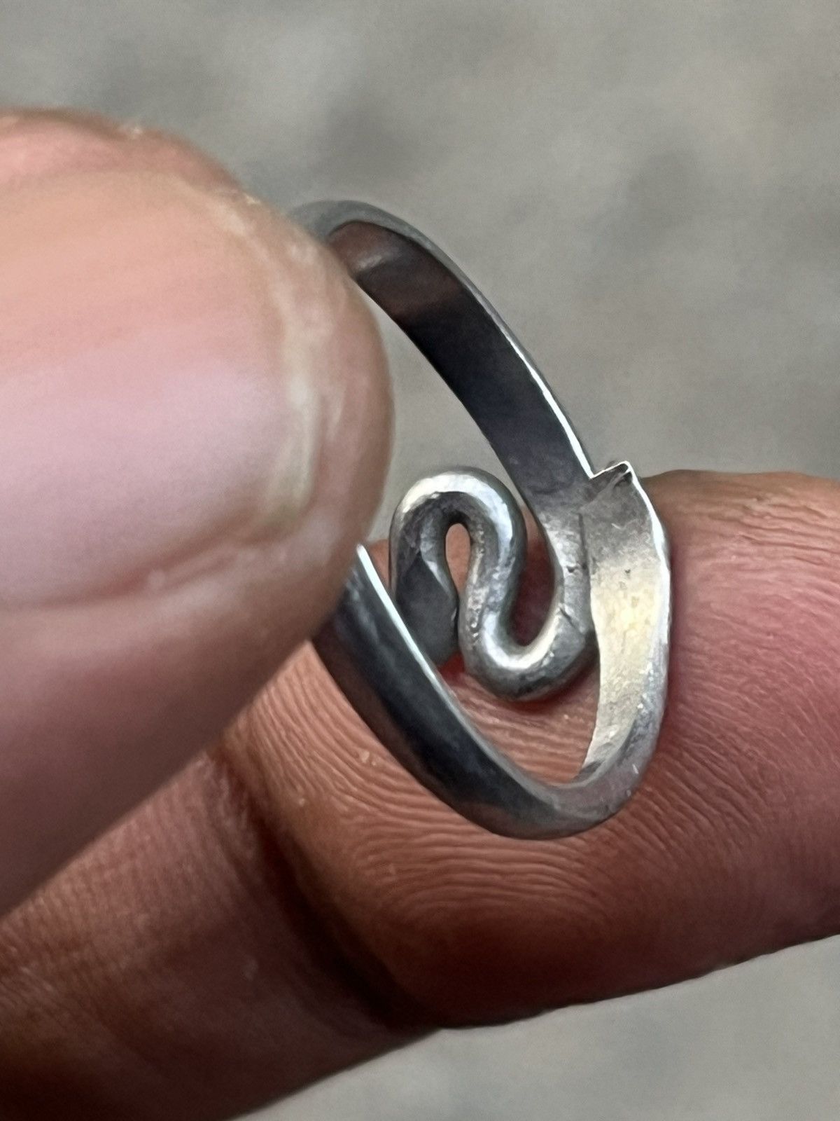 Hysteric Glamour Handcrafted Hammered Snake Ring Sterling Silver Style Size ONE SIZE - 7 Thumbnail