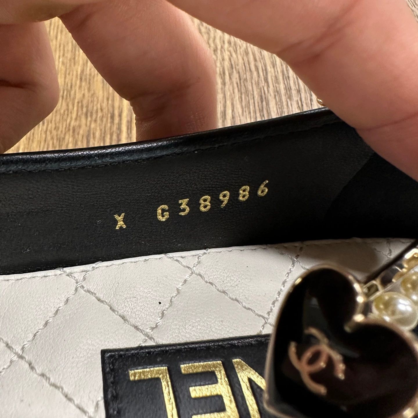 Chanel Chanel 24C Pearl Pendant Logo Slipper may882 36C Size US 5.5 / IT 35.5 - 6 Thumbnail