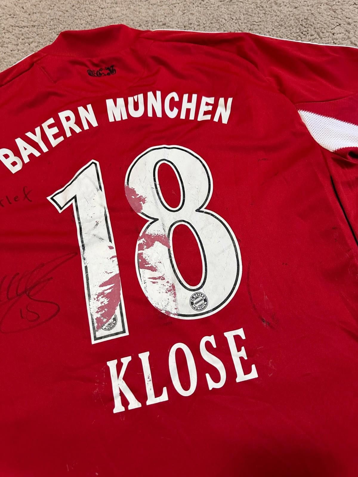 Adidas Bayern Munchen 2010 #18 Klose Adidas Shirt Football SIGNATUR Size US XL / EU 56 / 4 - 10 Thumbnail