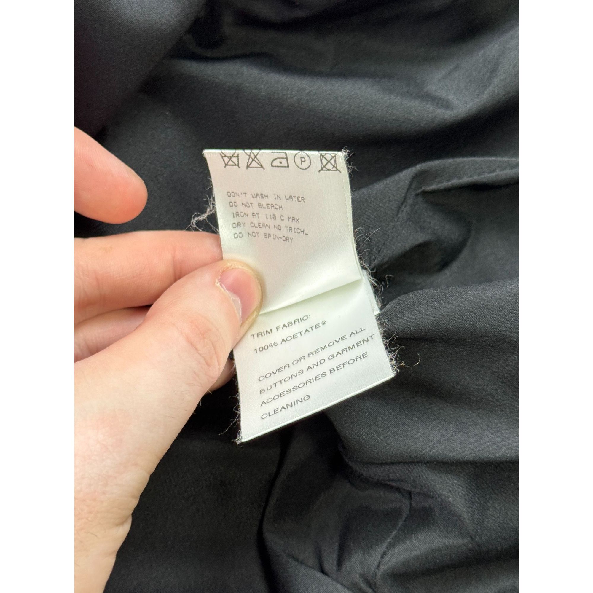 Burberry Burberry Peak Lapel 2 Button Blazer (Y1227) Size L / US 10 / IT 46 - 9 Thumbnail