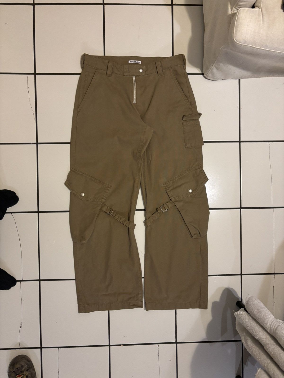 Acne Studios Acne Studio Wide Leg Holster Strap Cargo Pants Tan Size US 32 / EU 48 - 1 Thumbnail