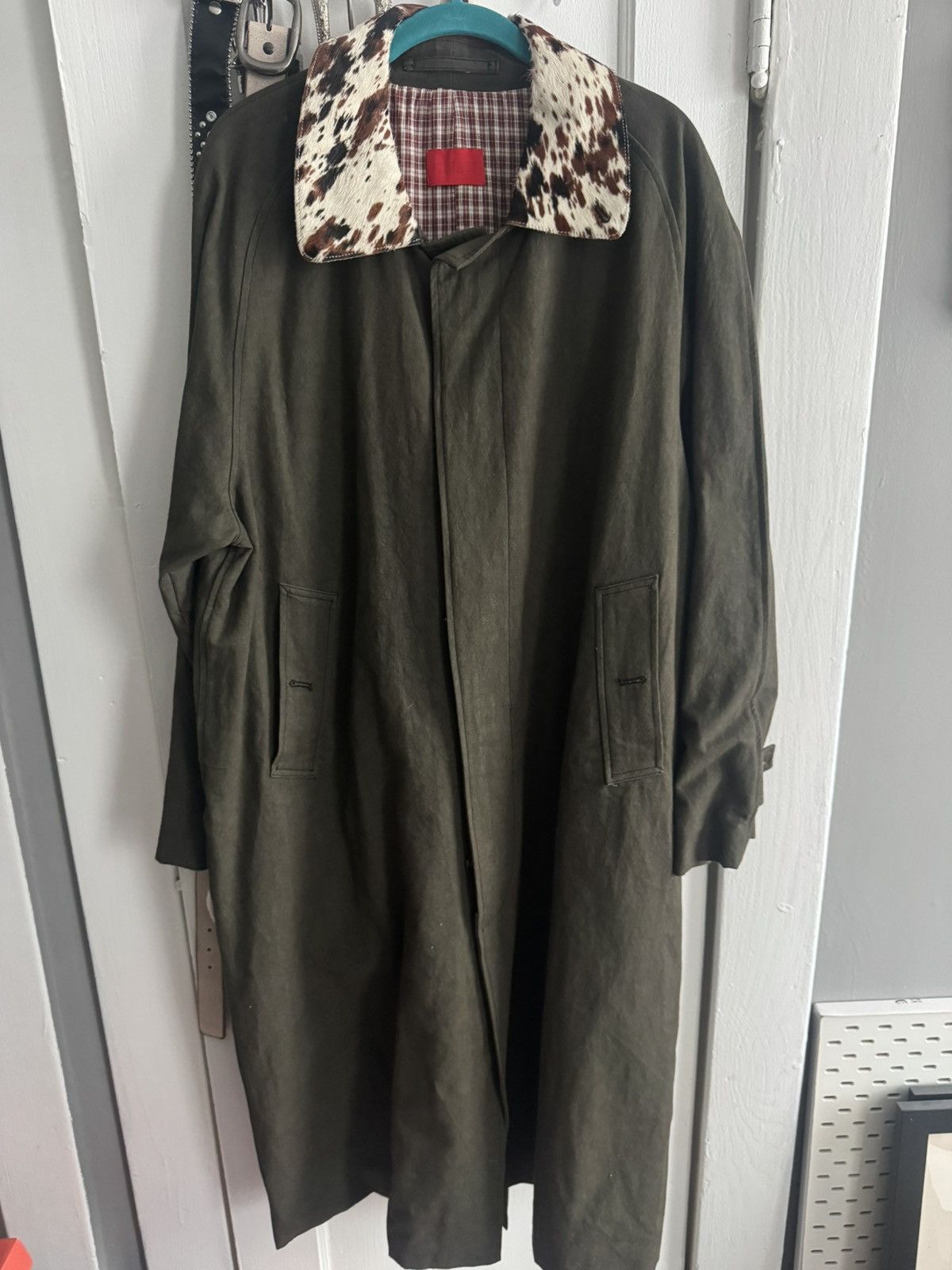 Fugazi Balmacaan Pony collar Trench