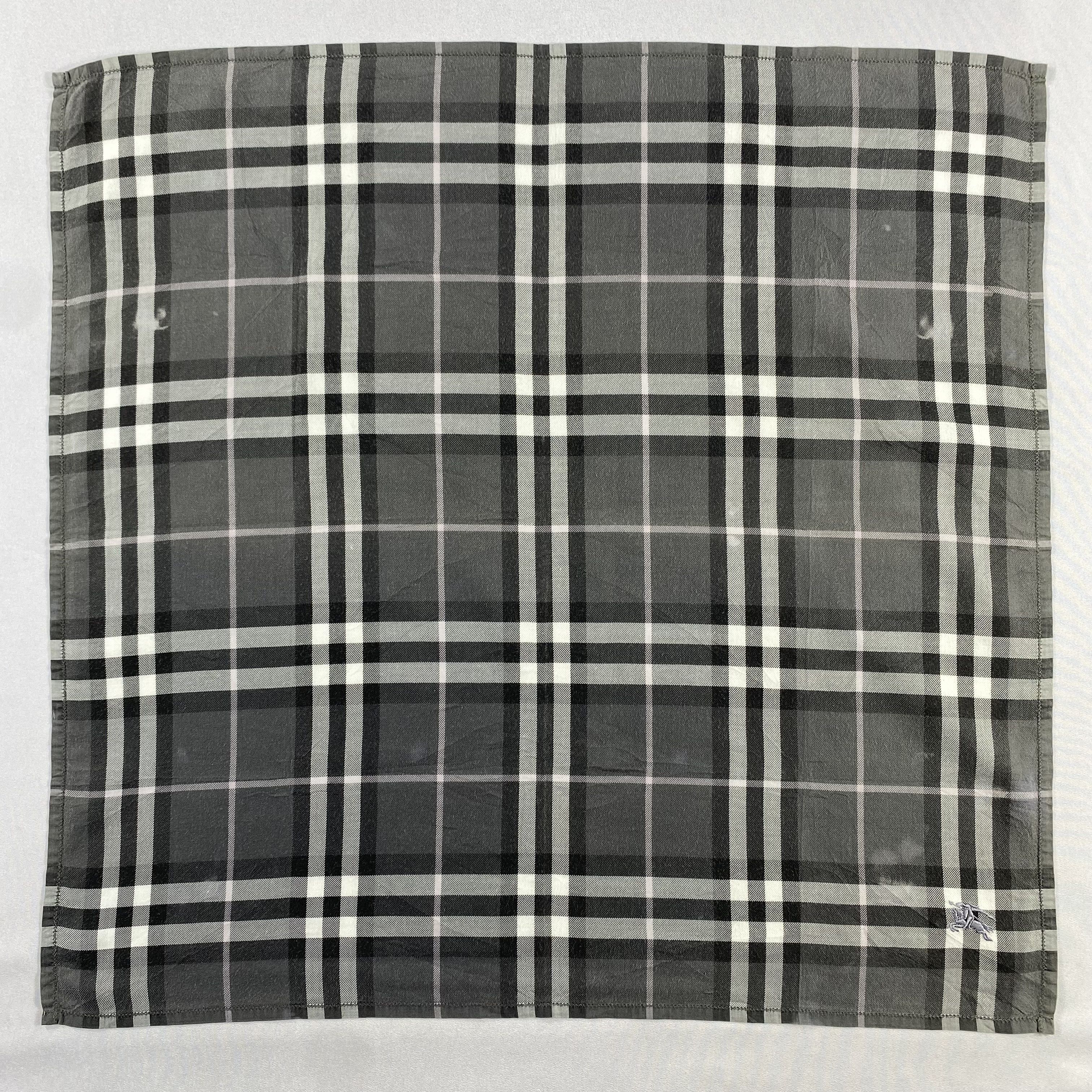 Burberry × Vintage Burberry Handkerchief / Neckerchief / Bandana-P1880 Size ONE SIZE - 1 Thumbnail