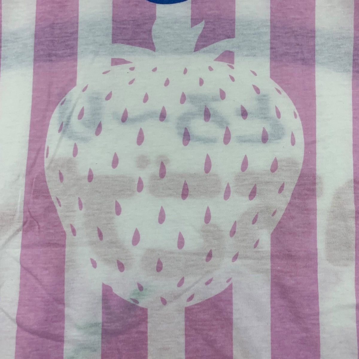 Vintage Vintage JAPAN STRAWBERRY MILK Anime AOP Tee Shirt Top Size L / US 10 / IT 46 - 5 Thumbnail
