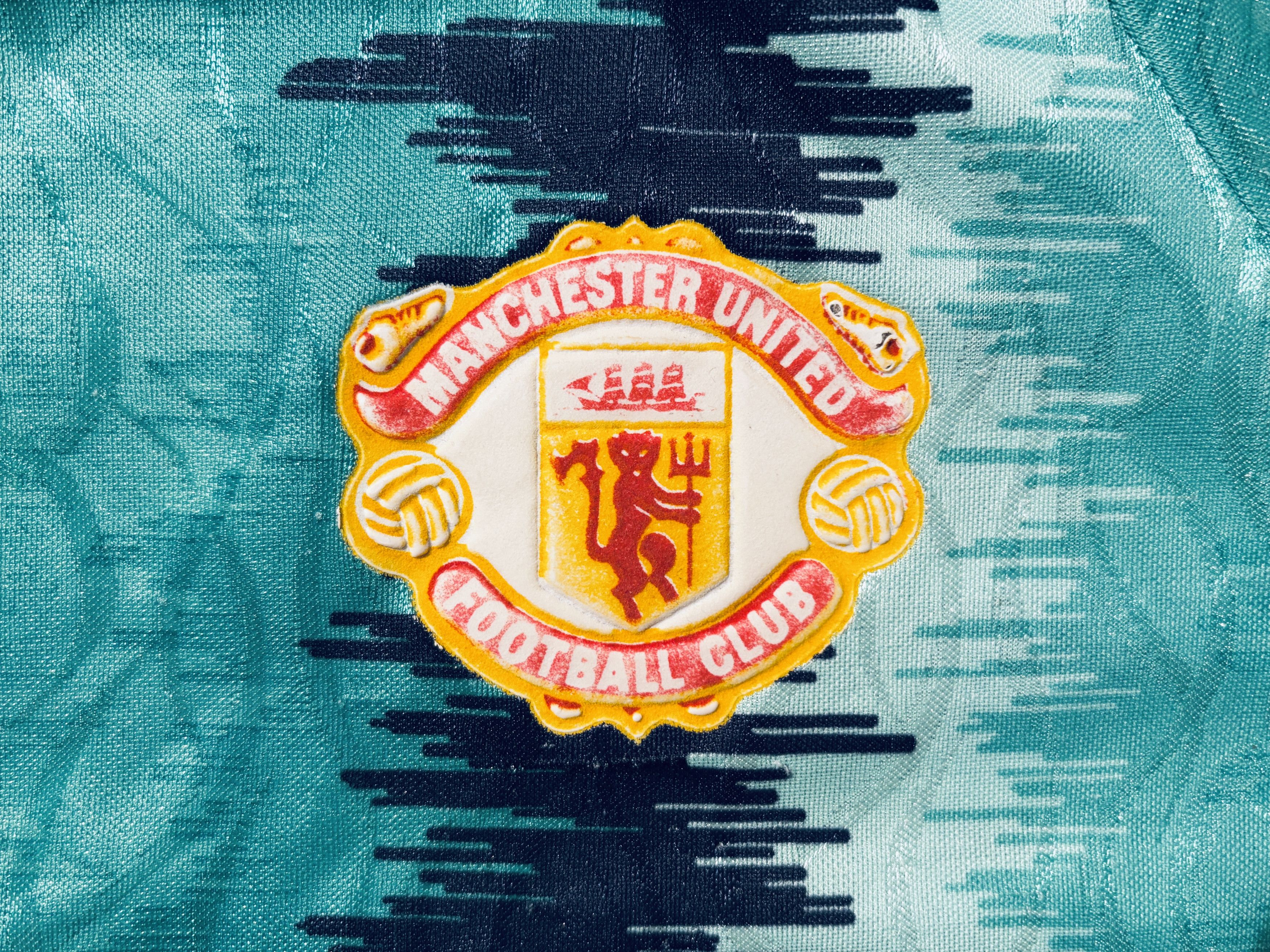 Adidas Manchester United 38-40" Home Goalkeeper Shirt 1990 - 1992 Size US M / EU 48-50 / 2 - 7 Thumbnail