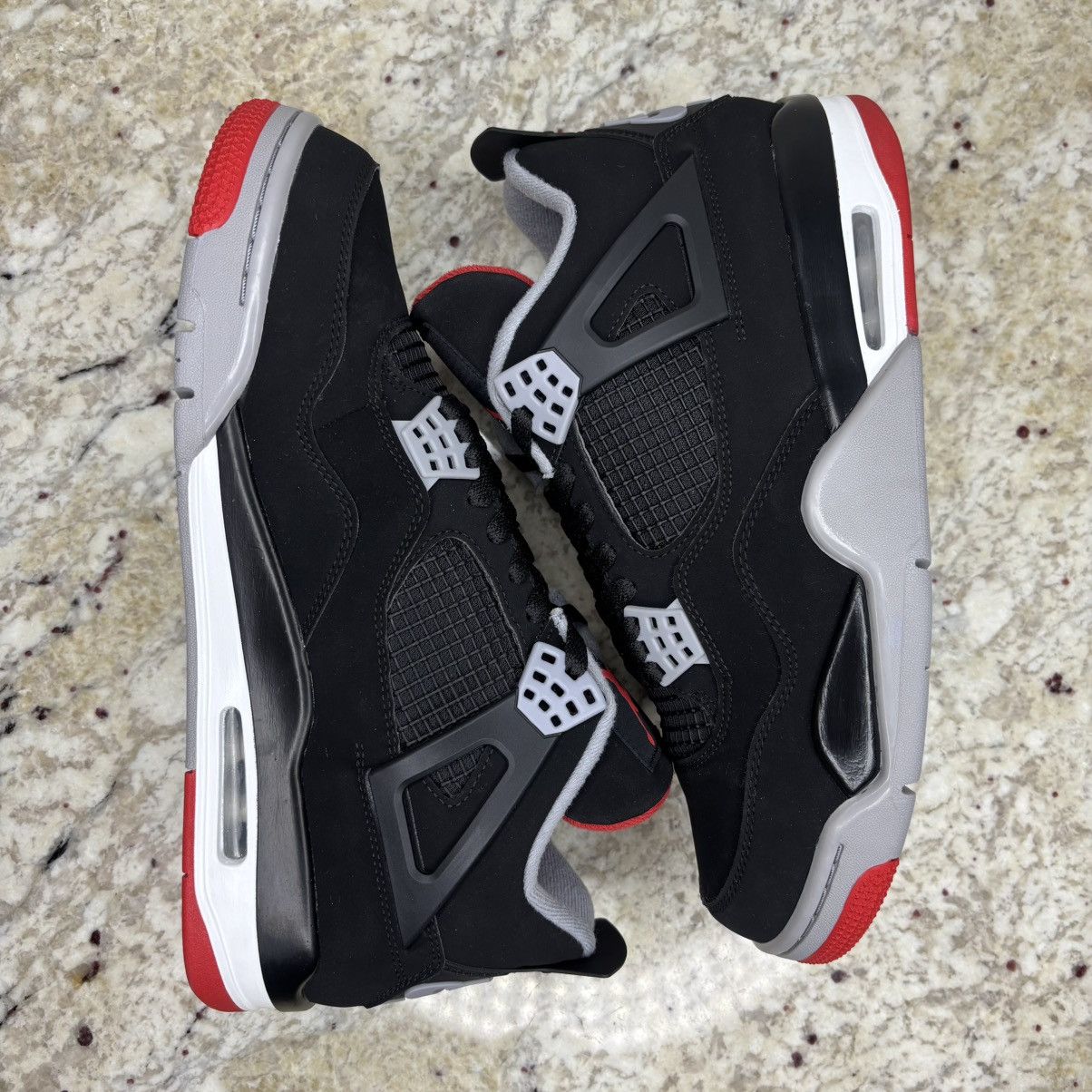 Jordan Brand Size 10.5 - Jordan 4 Retro OG Bred 2019 WORN 2-3x W/Box Size US 10.5 / EU 43-44 - 14 Thumbnail