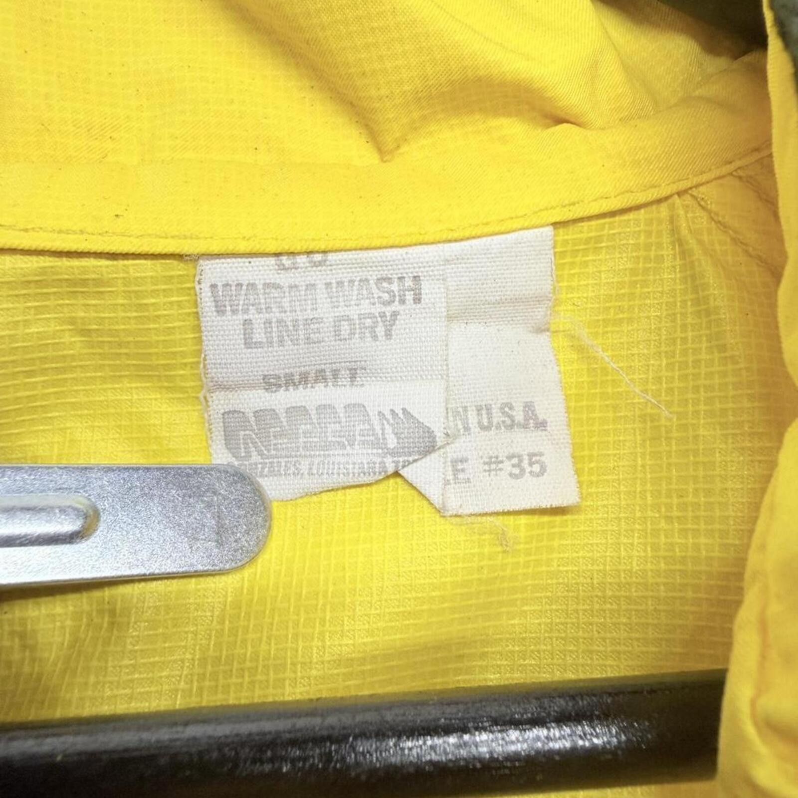 Other True vintage 70s thrashed yellow Exxon rain jacket/coat M/L Size US S / EU 44-46 / 1 - 3 Thumbnail