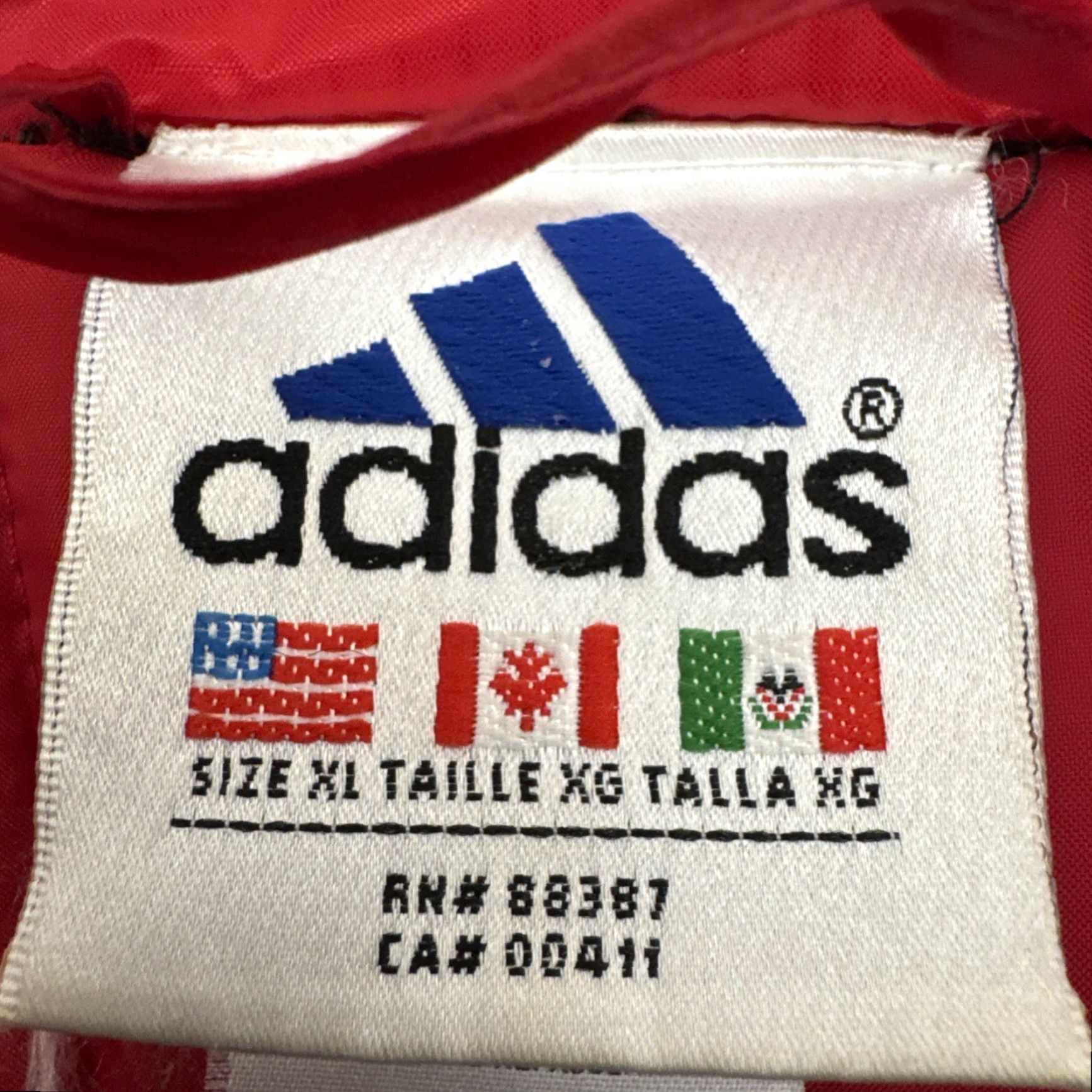 Adidas VINTAGE Adidas Y2K Puffer Jacket Mens XL Red 90s Retro Sportswear Streetwear Athleisure Coat Puffer Mens Size US XL / EU 56 / 4 - 7 Thumbnail
