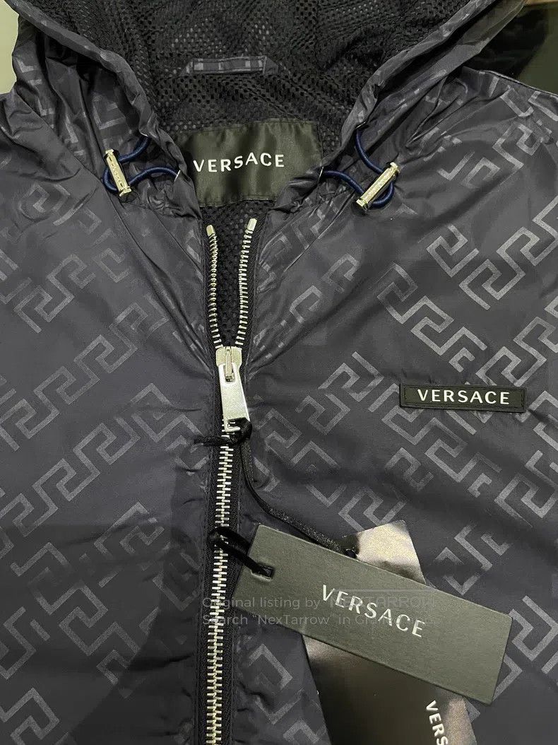 Versace Versace Greek back pattern hooded jacket coat Size US S / EU 44-46 / 1 - 5 Thumbnail