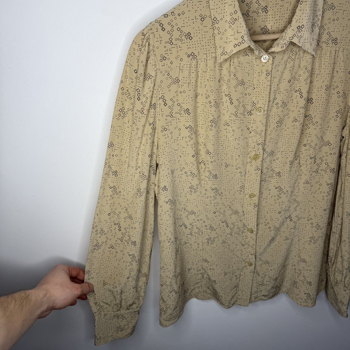 Prada Prada beige Archive shirt Size M / US 6-8 / IT 42-44 - 6 Thumbnail