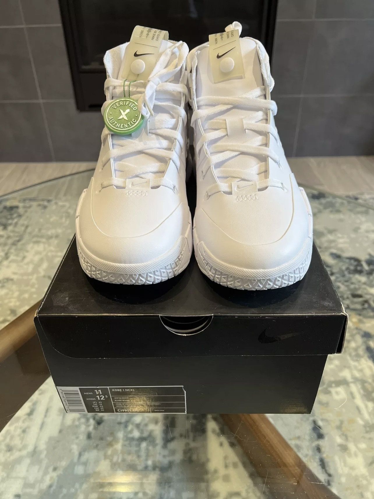 Nike Kobe 1 - Size 11 - “Noise Cancellation” Size US 11 / EU 44 - 3 Thumbnail