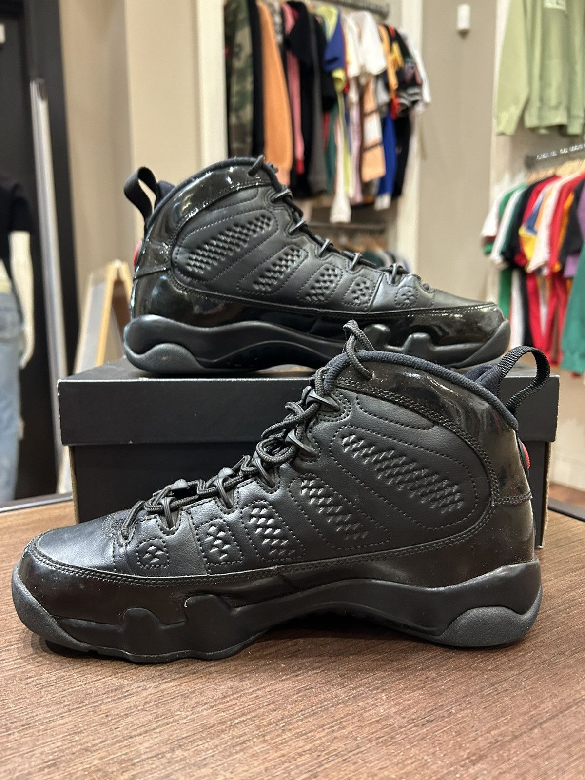 Jordan Brand Jordan 9 Retro Bred Patent (GS) Size US 7 / EU 40 - 2 Thumbnail