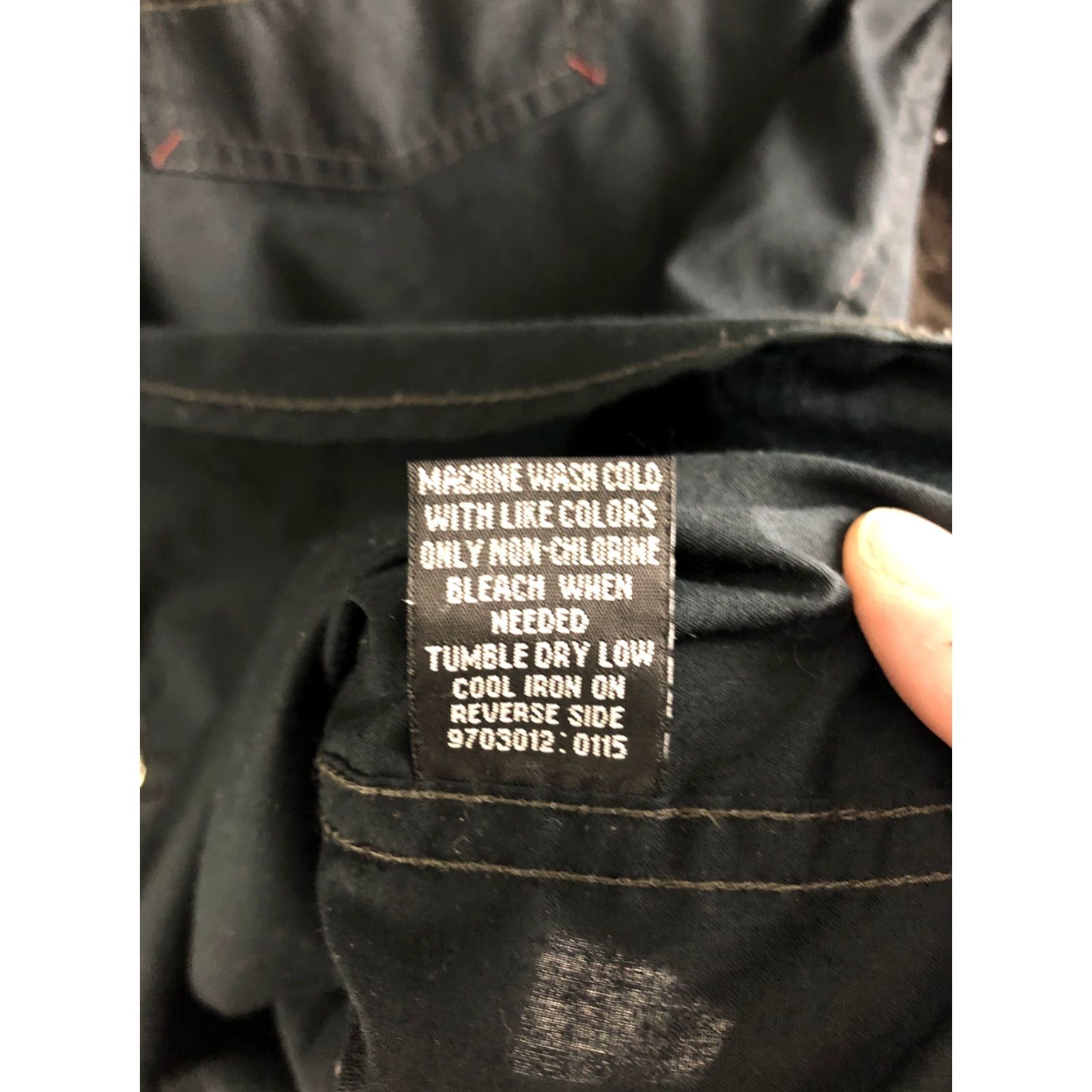 Vintage Drill Mens Large Solid Black Long Sleeve Button-Up Spread Collar Shirt Shirt Men's Black Long Sleeve Button-Up Drill Clothing Casual Size US L / EU 52-54 / 3 - 7 Thumbnail