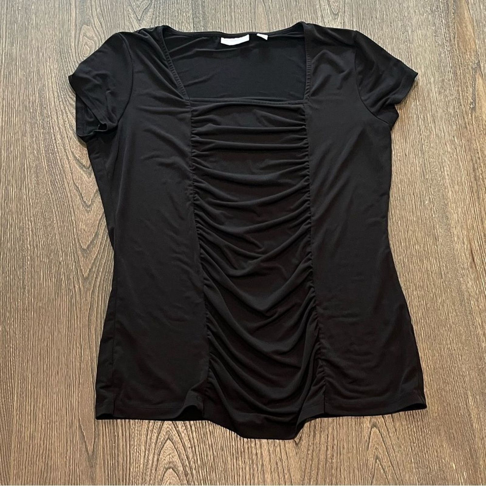 Vintage New York and Company Black Cap Sleeve Ruched Blouse Size M Size M / US 6-8 / IT 42-44 - 1 Thumbnail