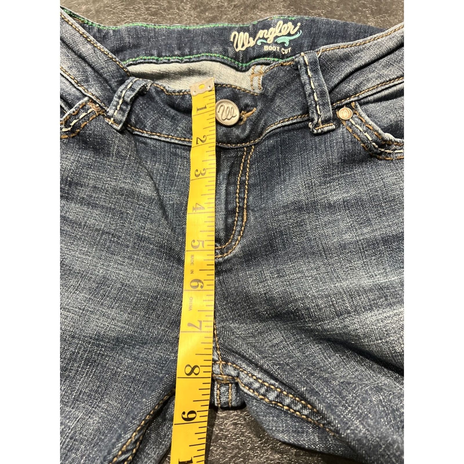 Wrangler Wrangler Jeans Bootcut Western Women 29 in 3/4 Cotton Blend Denim Embroidered Logo Flap Back Pockets Low Rise 33.5 in Inseam Booty Up Size 26" / US 2 / IT 38 - 6 Thumbnail