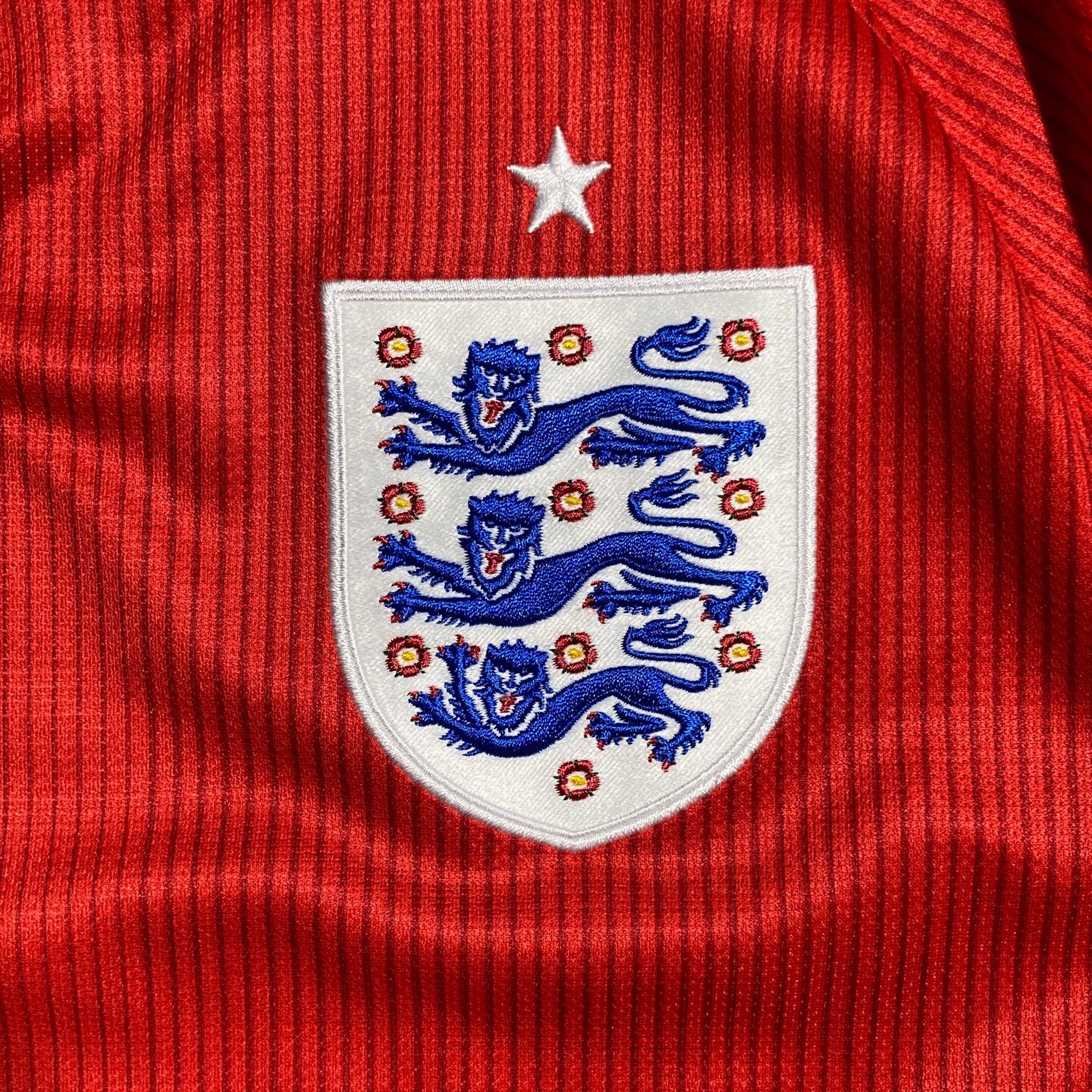 Nike 2014 England Home P2R Nike 589593-600 Size US M / EU 48-50 / 2 - 3 Thumbnail