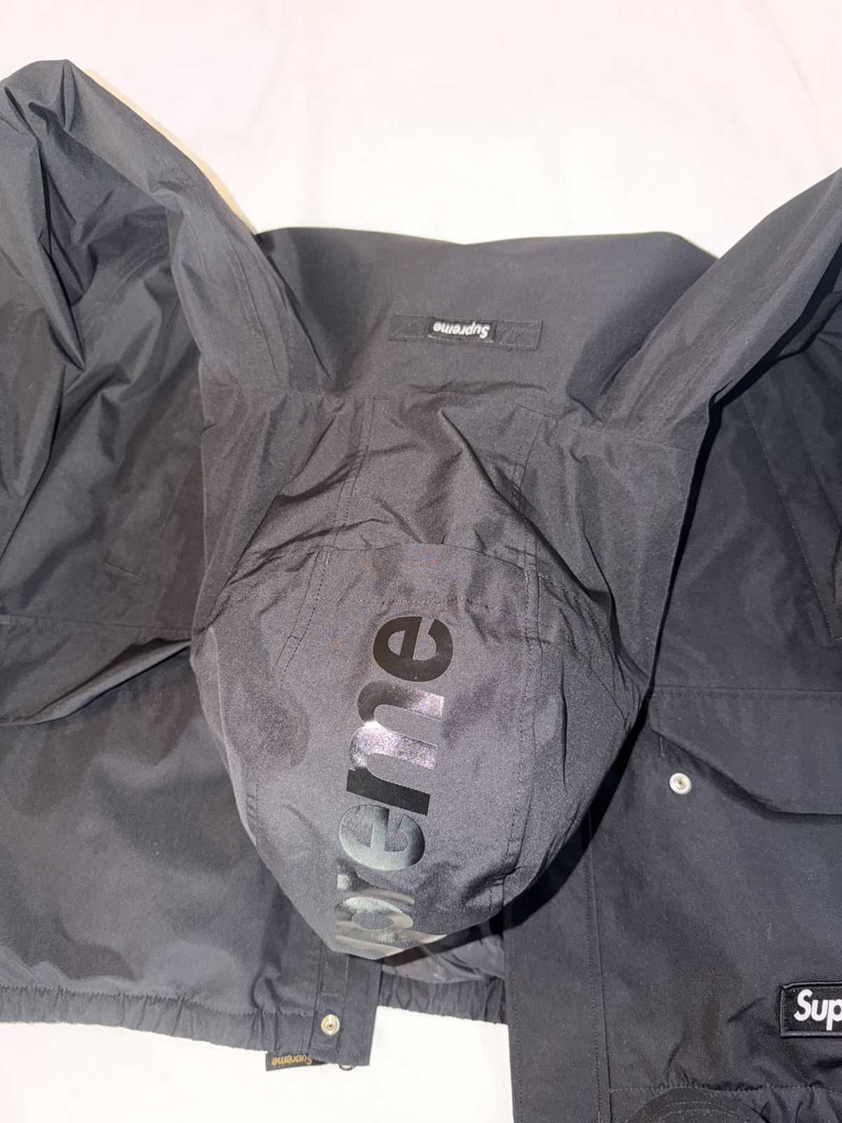 Supreme 2-In-1 GORE-TEX Parka + Reversible 700-Fill Down'