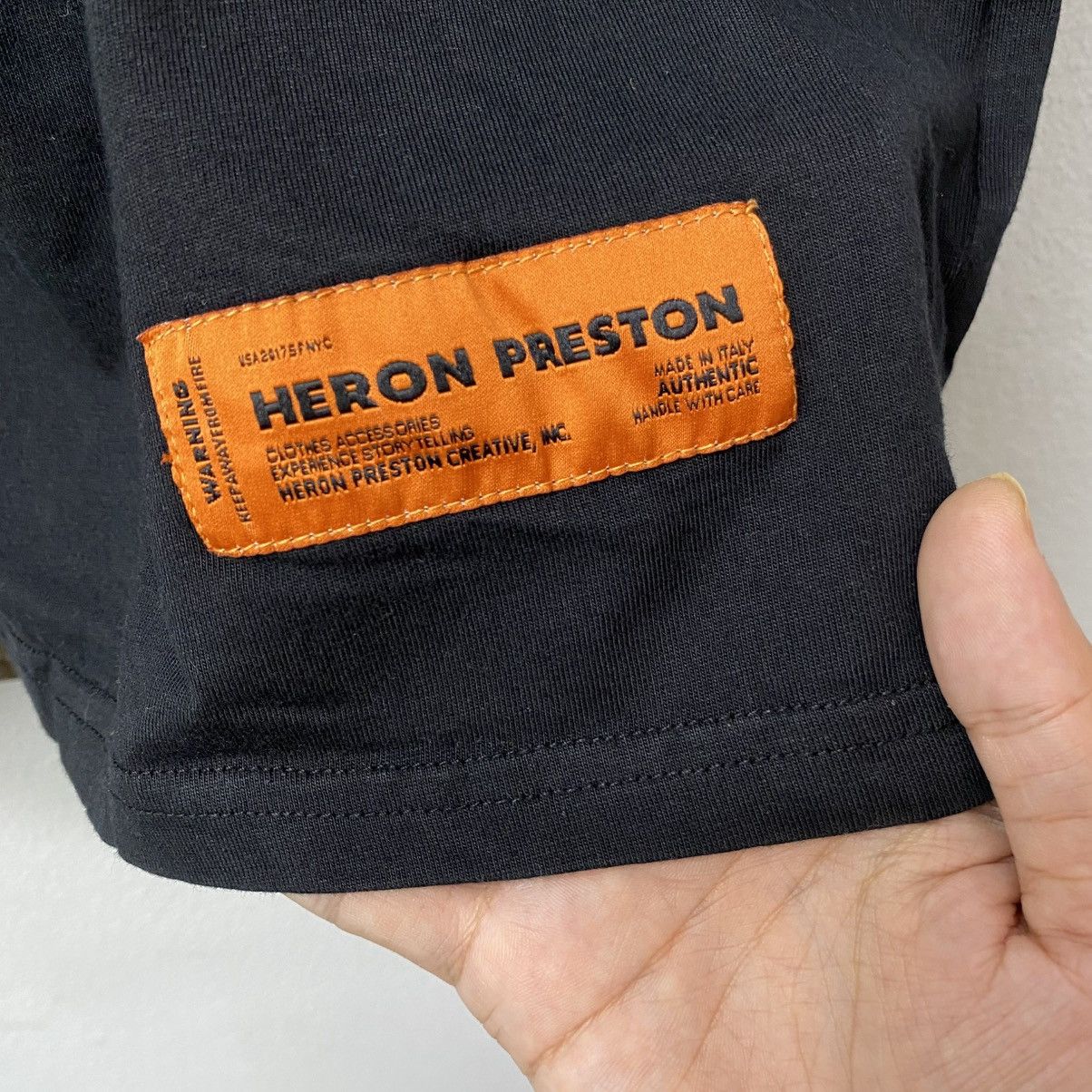 Heron Preston HERON PRESTON Graphic Tee Shirt Large Fits Medium Size Size US L / EU 52-54 / 3 - 4 Thumbnail