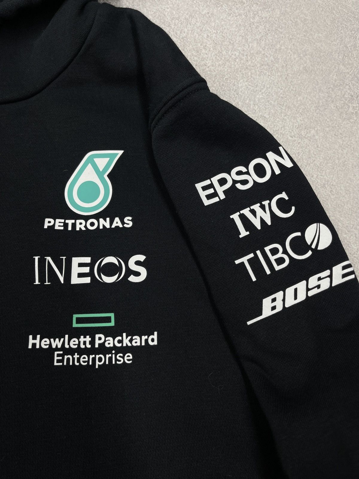 Mercedes-Benz Mercedes Benz AMG Tommy Hilfiger Petronas F1 Team Hoodie Y2K Size US S / EU 44-46 / 1 - 5 Thumbnail