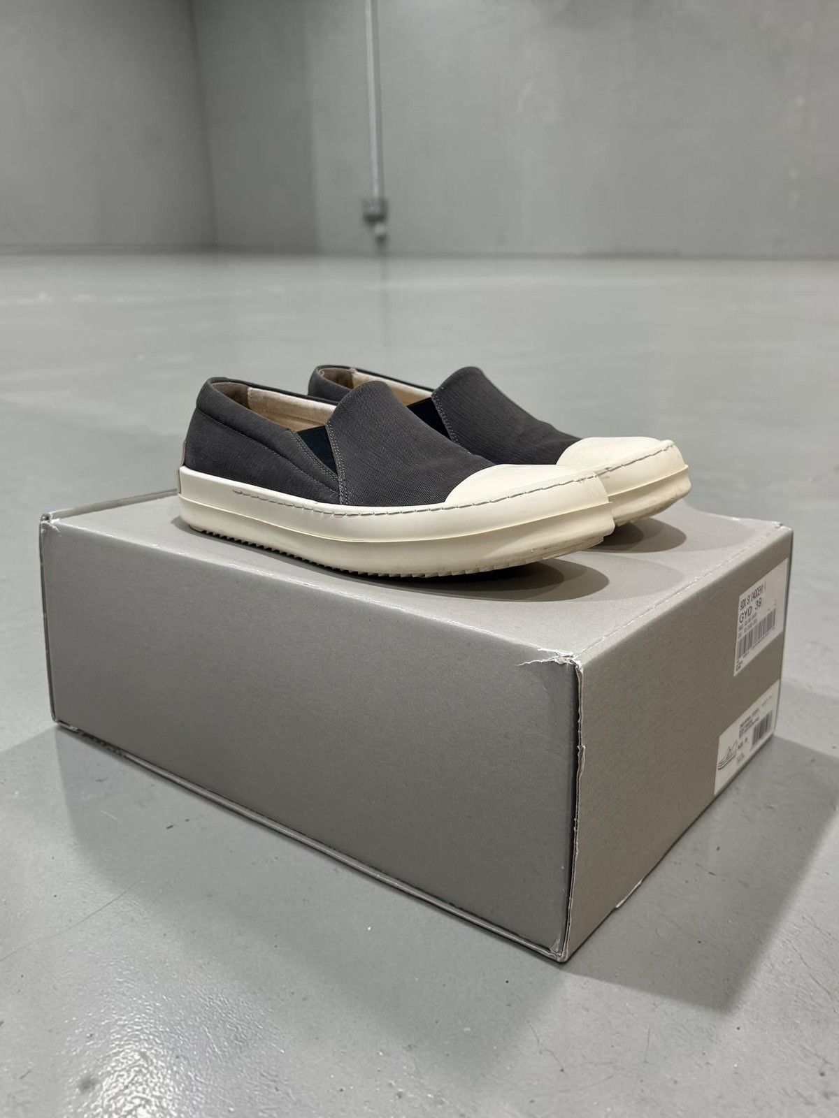 Rick Owens Drkshdw Rick Owens DRKSHDW boat slip on sneaker size 39 Size US 6 / EU 39 - 1 Thumbnail