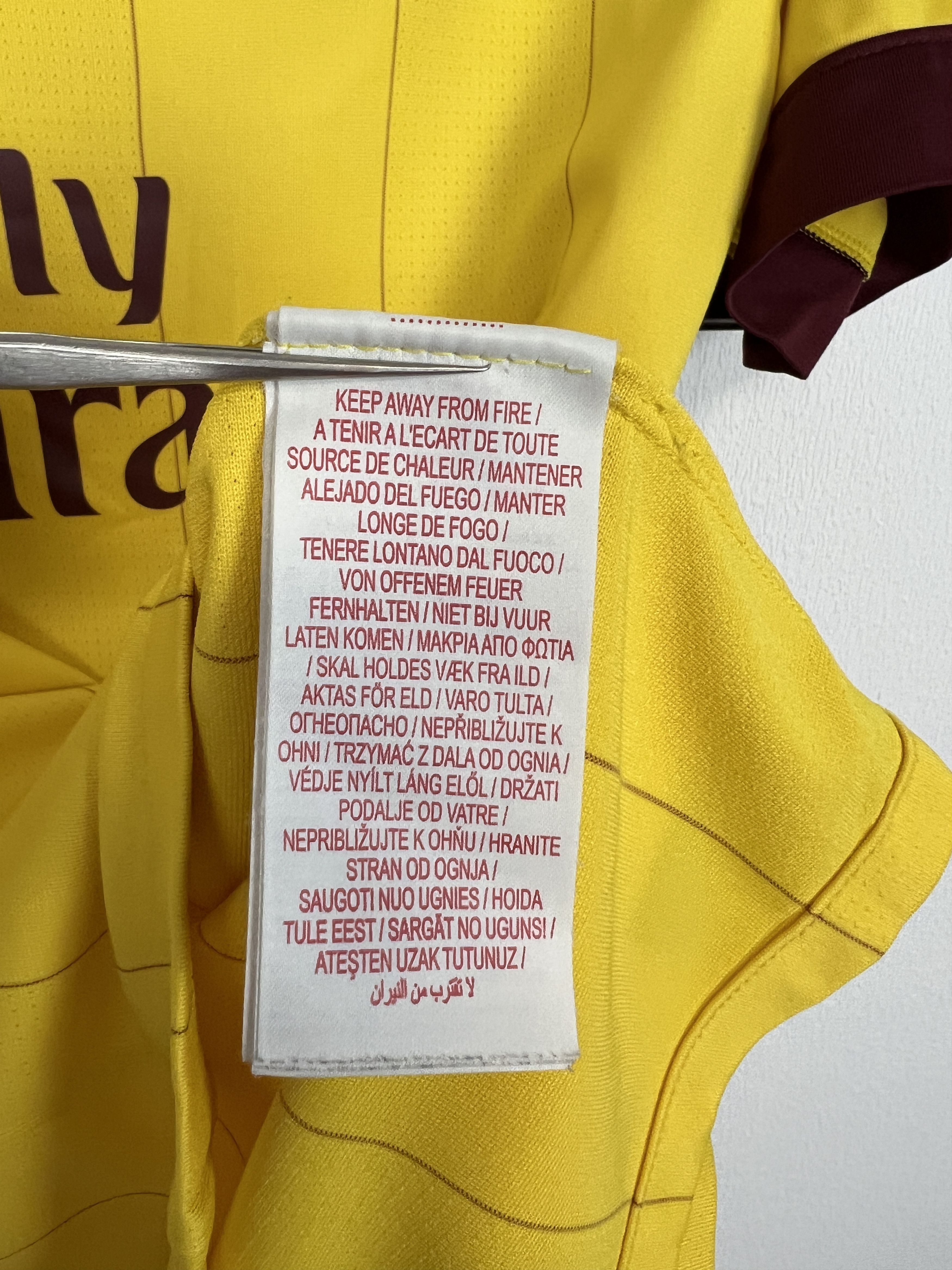 Nike Arsenal football shirt Soccer #29 Chamakh Nike Tee Hype Size US XS / EU 42 / 0 - 7 Thumbnail