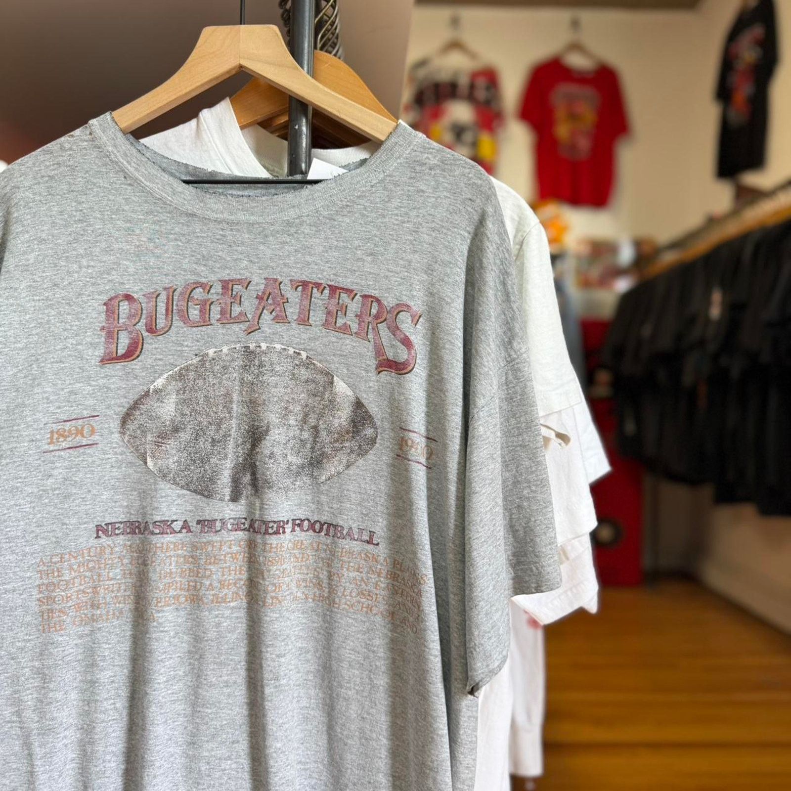 Vintage Vintage 90s Nebraska Huskers Bugeaters Football T-Shirt Size US XL / EU 56 / 4 - 1 Thumbnail