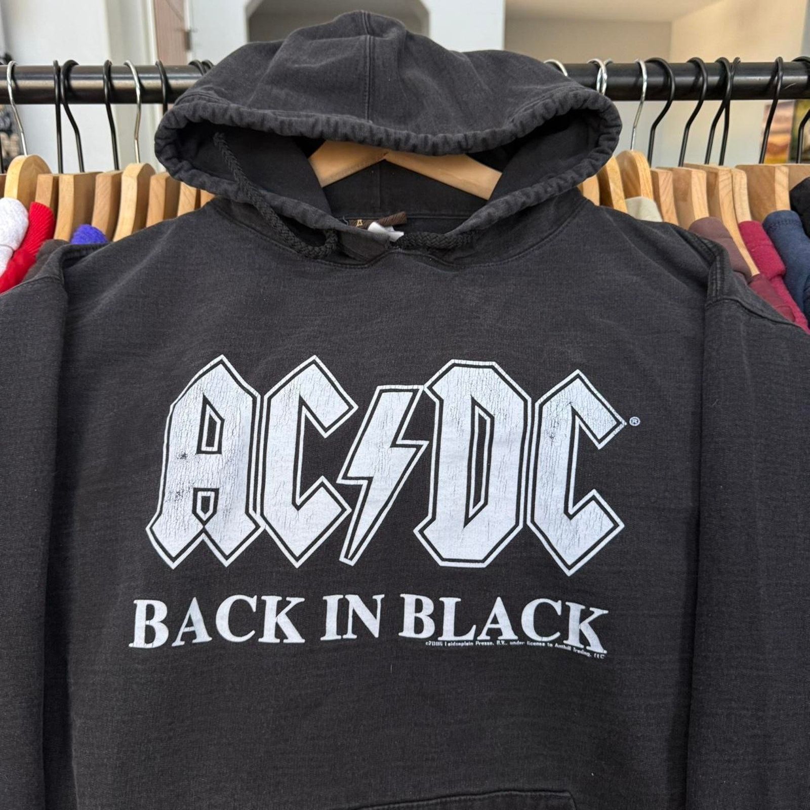 Other Vintage 2006 ACDC Back In Black Faded Hoodie Rock and Roll Size US L / EU 52-54 / 3 - 2 Thumbnail