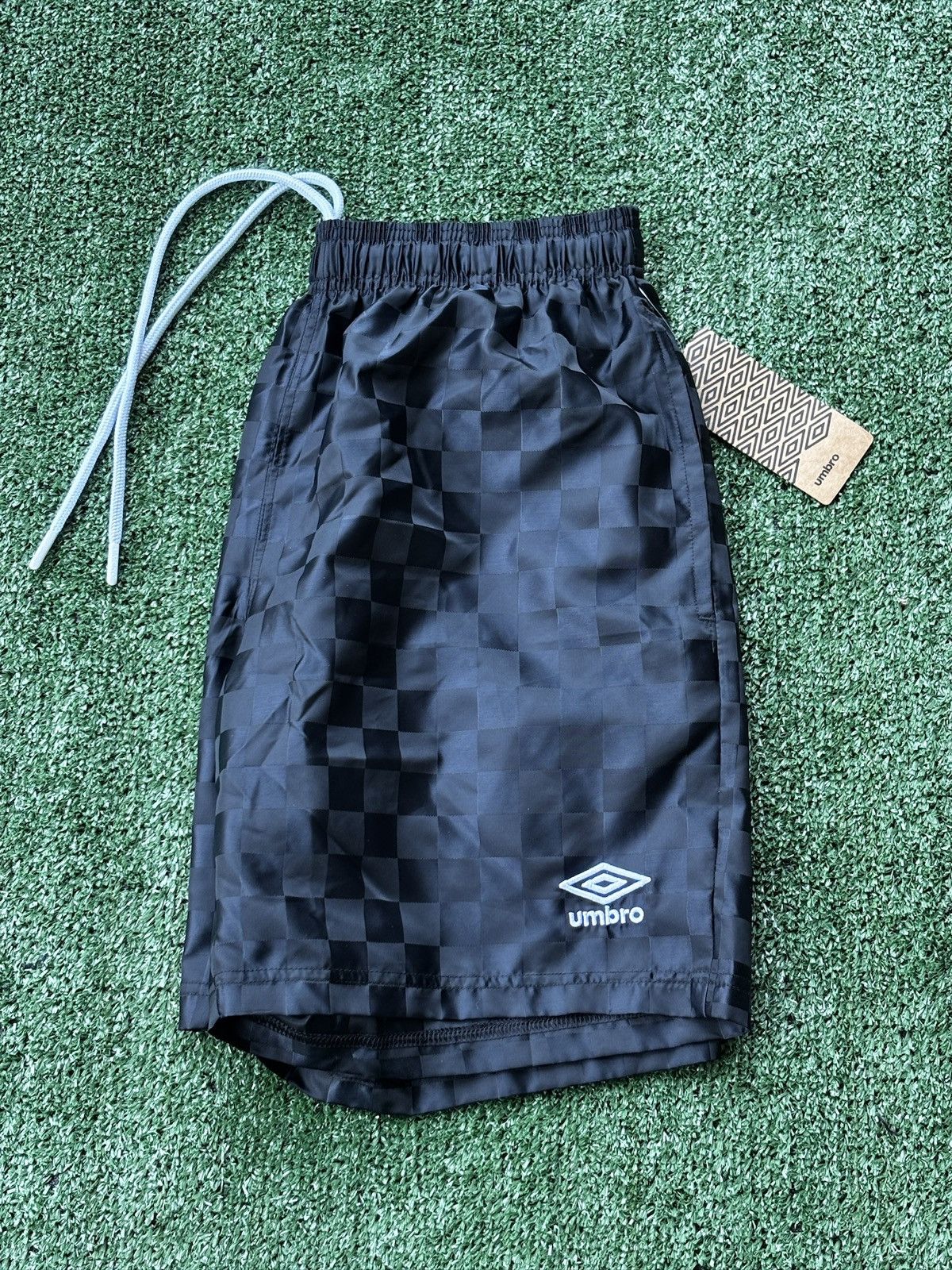 Umbro mens Checkered Soccer Short, Black Beauty Size Small