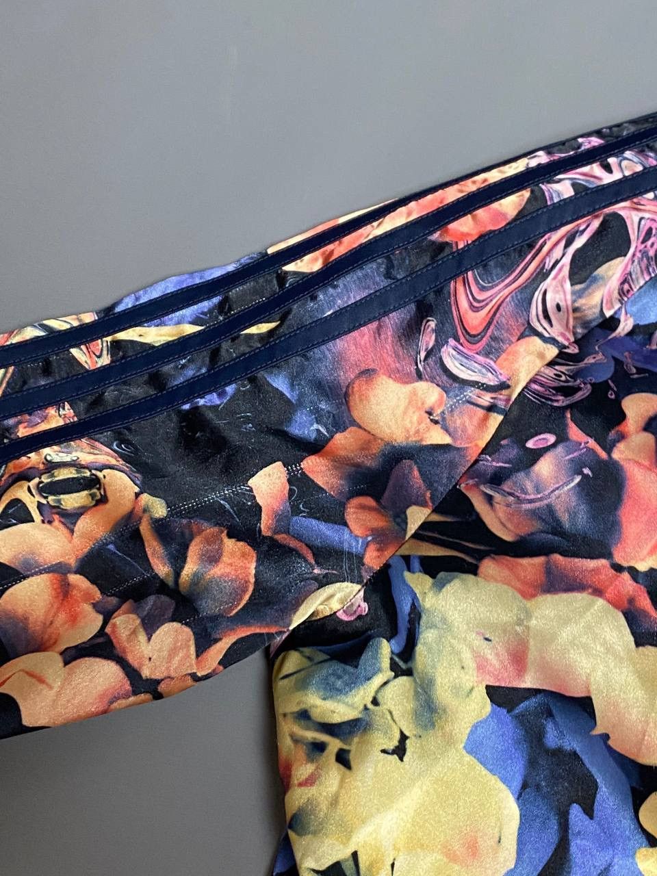 Adidas Adidas Floral Track Jacket Women’s XS Multicolor Trefoil Zip Size US XS / EU 42 / 0 - 4 Thumbnail