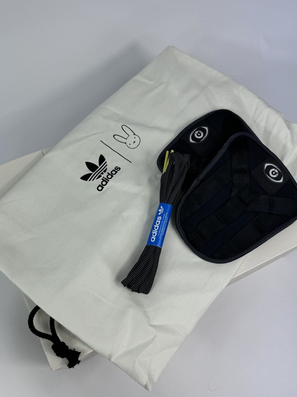 Adidas ADIDAS X BAD BUNNY FORUM SNEAKERS Size US 10 / EU 43 - 17 Thumbnail