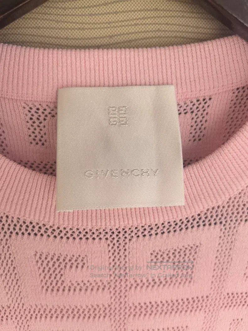 Givenchy Givenchy Pink vintage logo cutout short-sleeved T-shirt Size M / US 6-8 / IT 42-44 - 2 Thumbnail